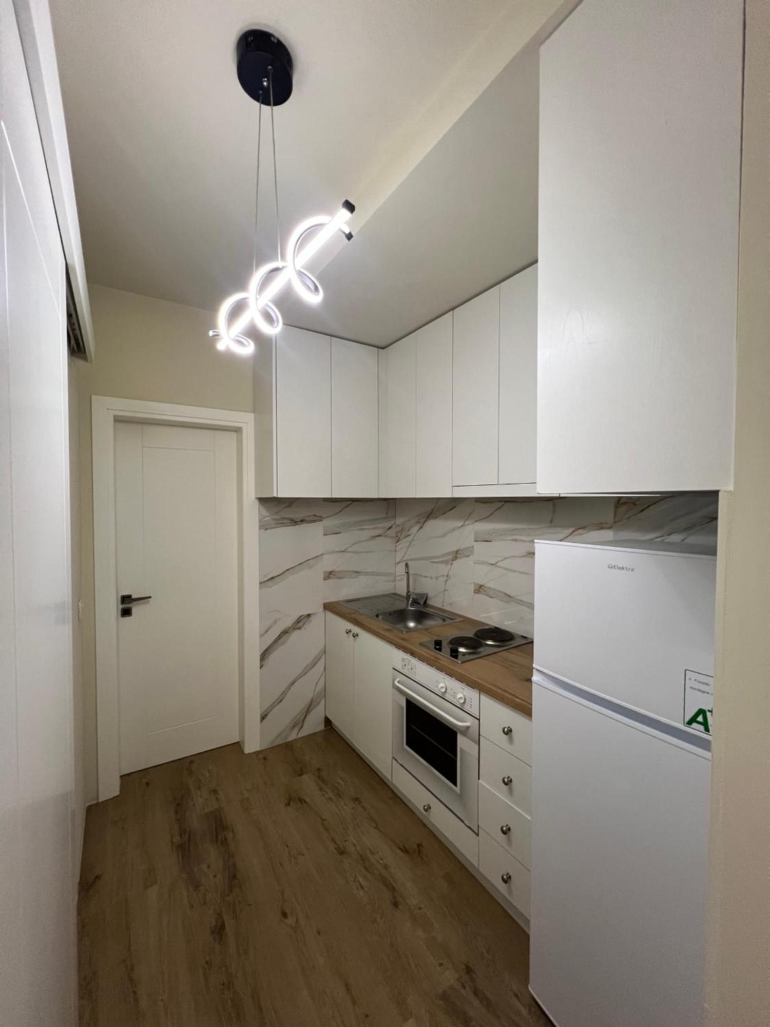 Condor Center Luxury Apartment Tiran Dış mekan fotoğraf