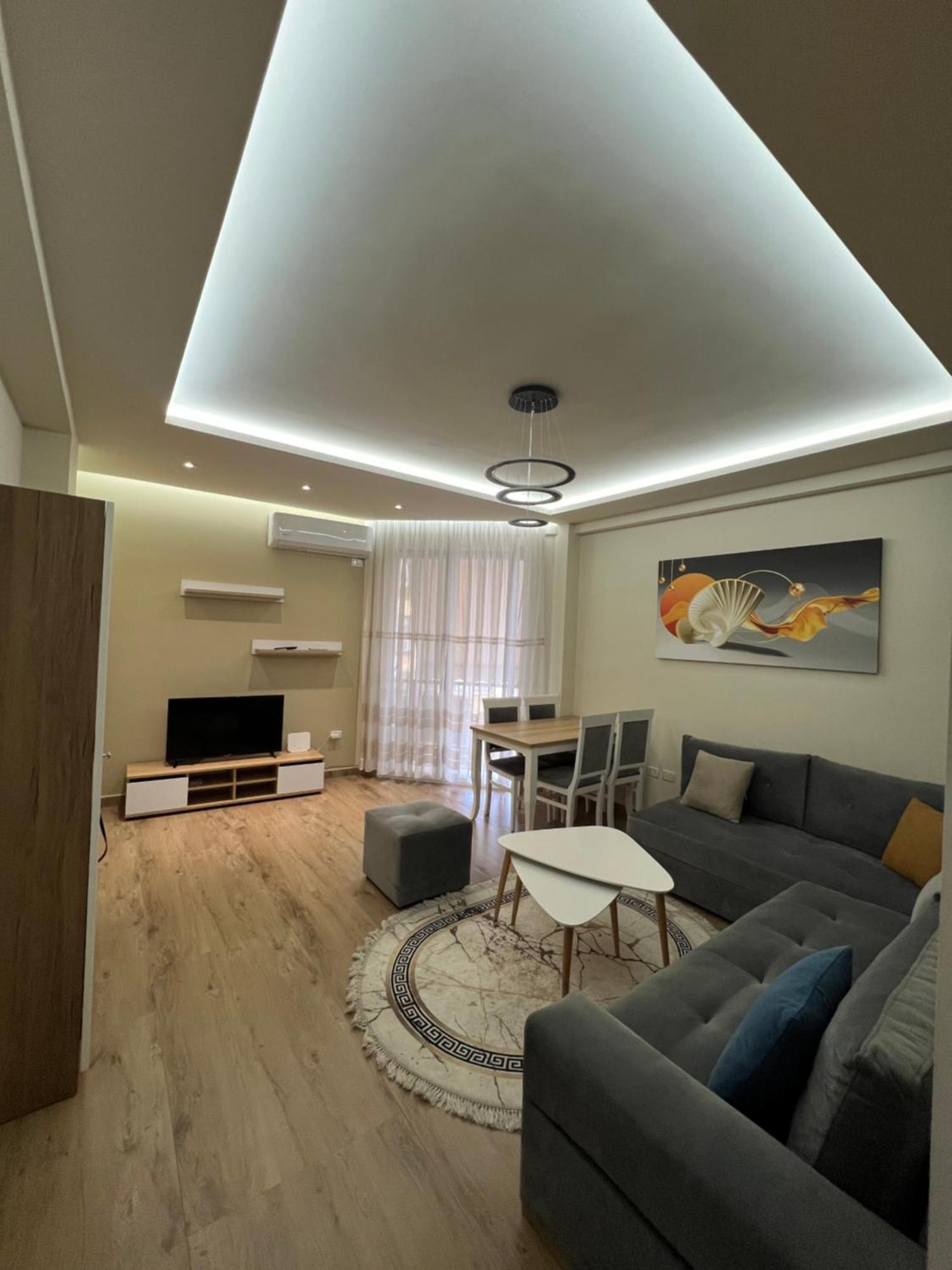 Condor Center Luxury Apartment Tiran Dış mekan fotoğraf