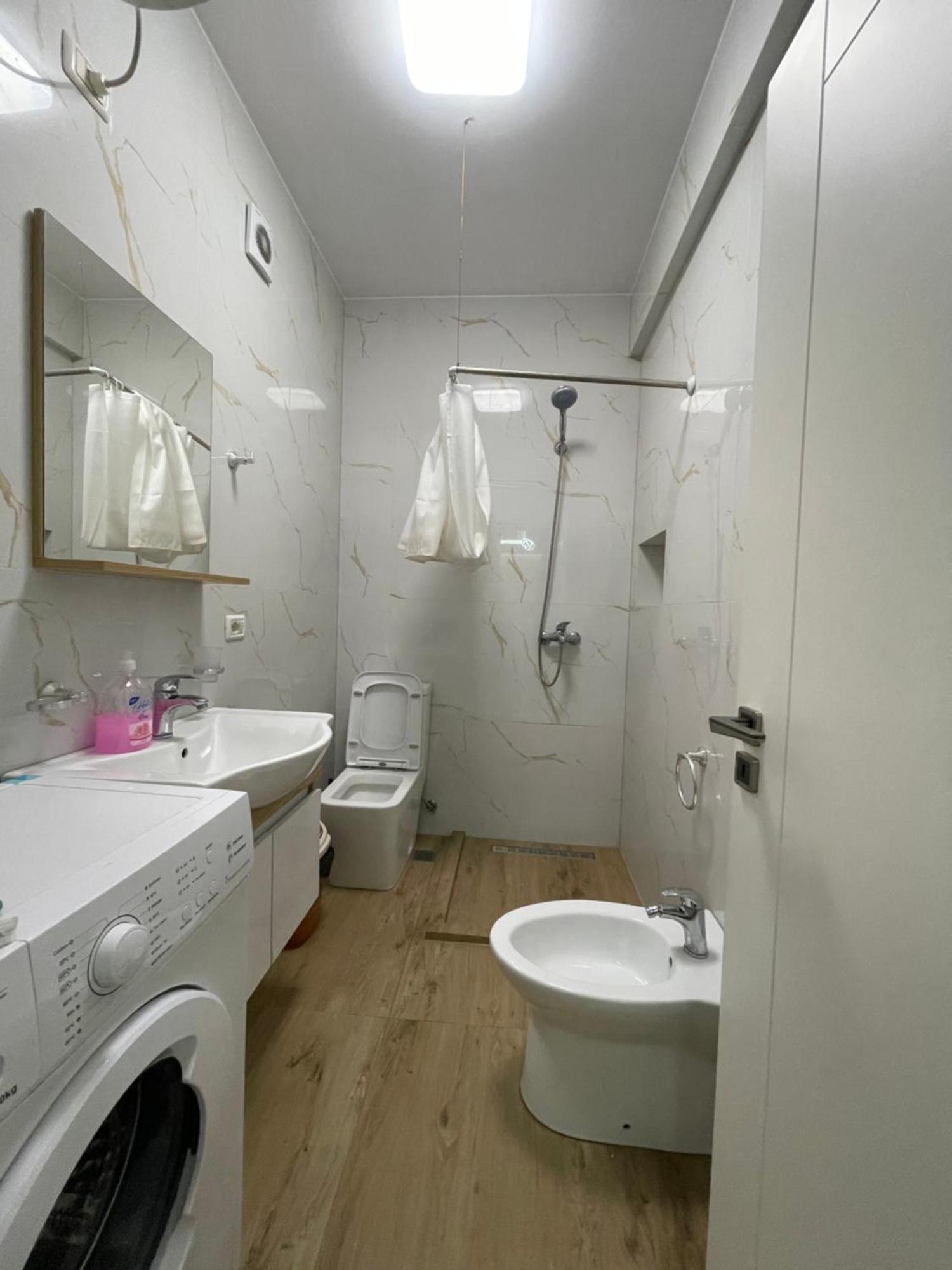Condor Center Luxury Apartment Tiran Dış mekan fotoğraf