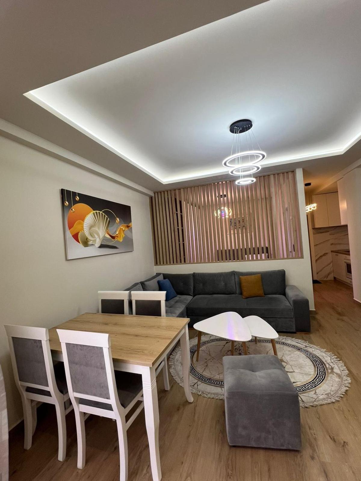 Condor Center Luxury Apartment Tiran Dış mekan fotoğraf